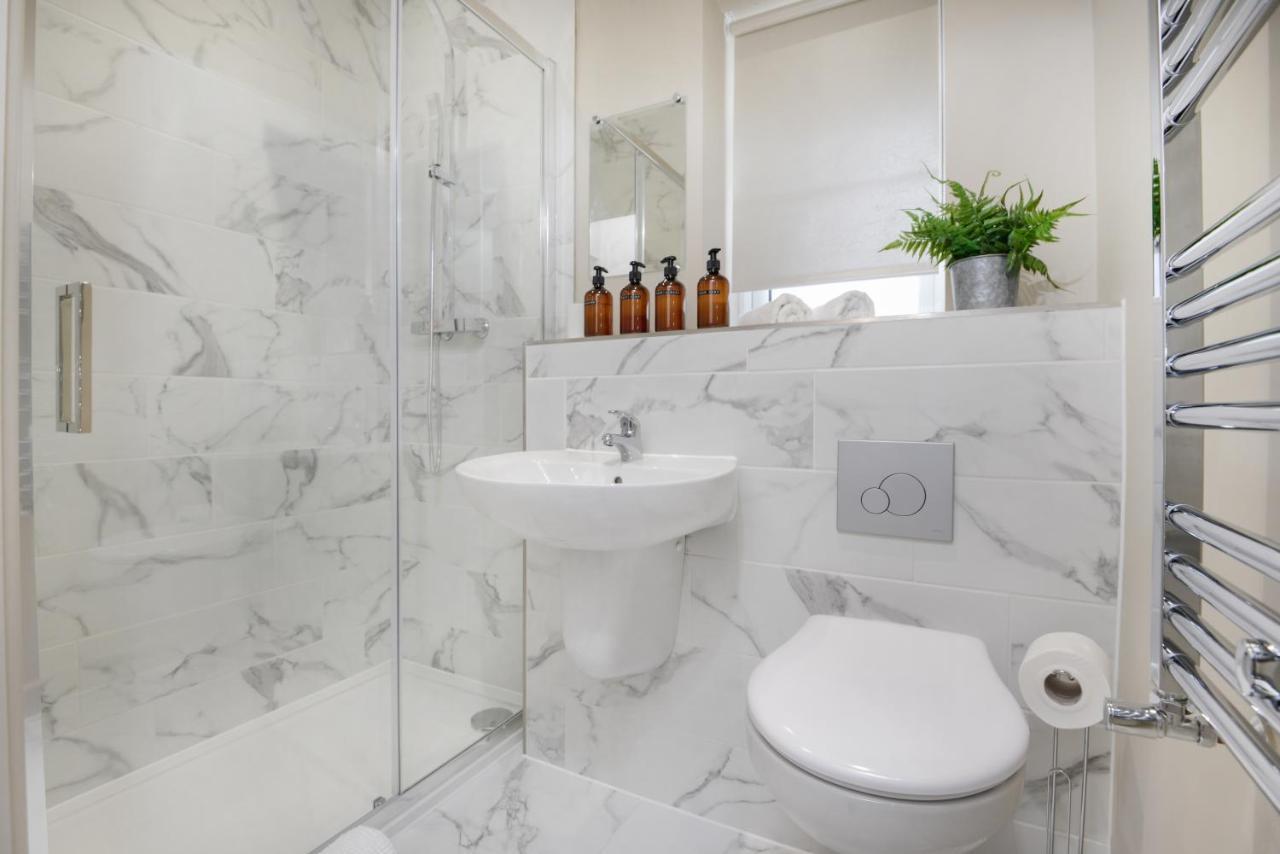 Apartment Three - Free Private Car Park - Sleeps 6 - 3 Shower Rooms - By Ocean City Retreats Plymouth Eksteriør billede