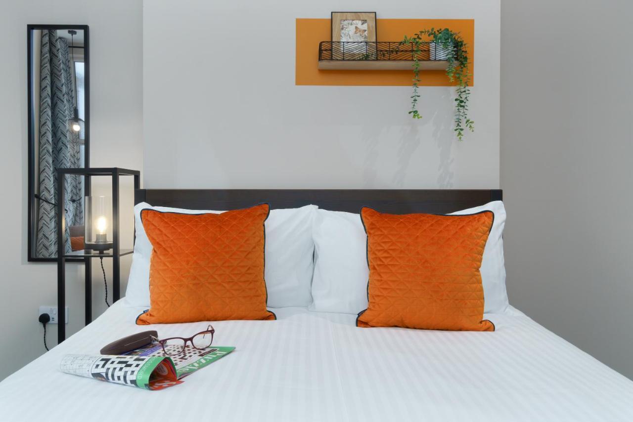 Apartment Three - Free Private Car Park - Sleeps 6 - 3 Shower Rooms - By Ocean City Retreats Plymouth Eksteriør billede