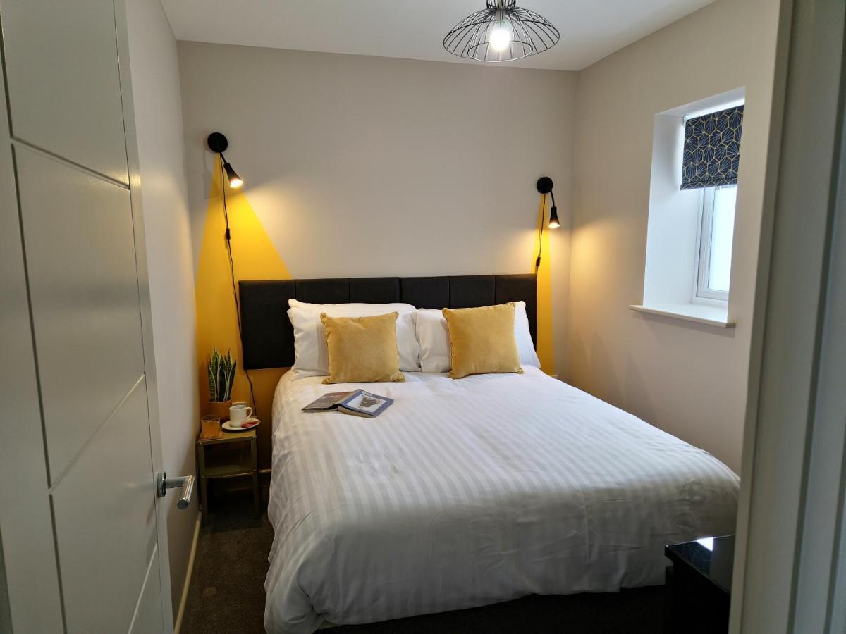 Apartment Three - Free Private Car Park - Sleeps 6 - 3 Shower Rooms - By Ocean City Retreats Plymouth Eksteriør billede